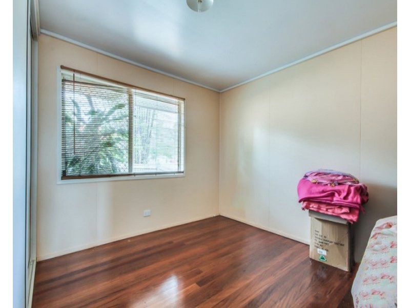 5 Bianca Street, Loganlea QLD 4131