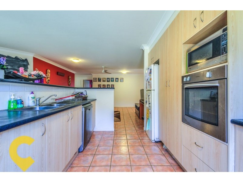 7 Barber Court, Waterford QLD 4133