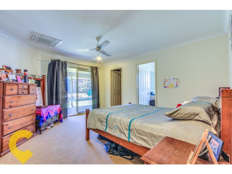 7 Barber Court, Waterford QLD 4133