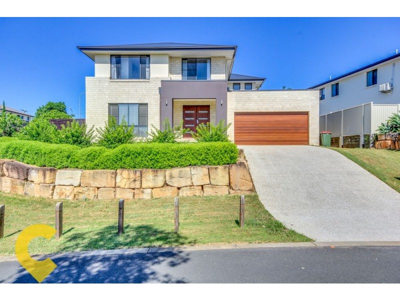 8 Henderson Street, Eight Mile Plains QLD 4113