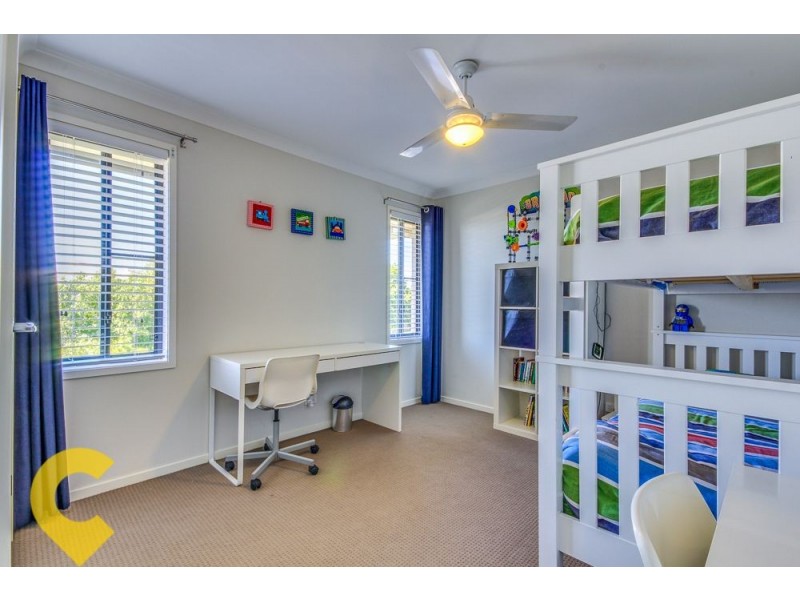 8 Henderson Street, Eight Mile Plains QLD 4113