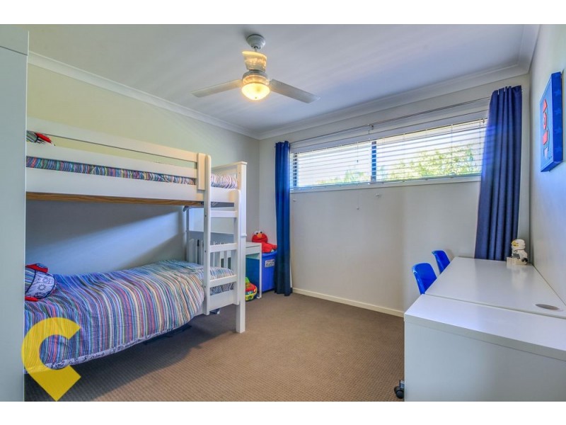 8 Henderson Street, Eight Mile Plains QLD 4113