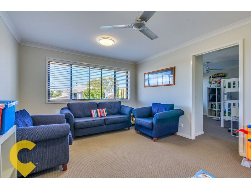 8 Henderson Street, Eight Mile Plains QLD 4113