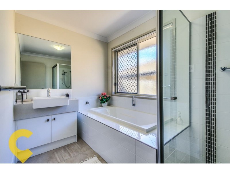 31 Frankland Ave, Waterford QLD 4133