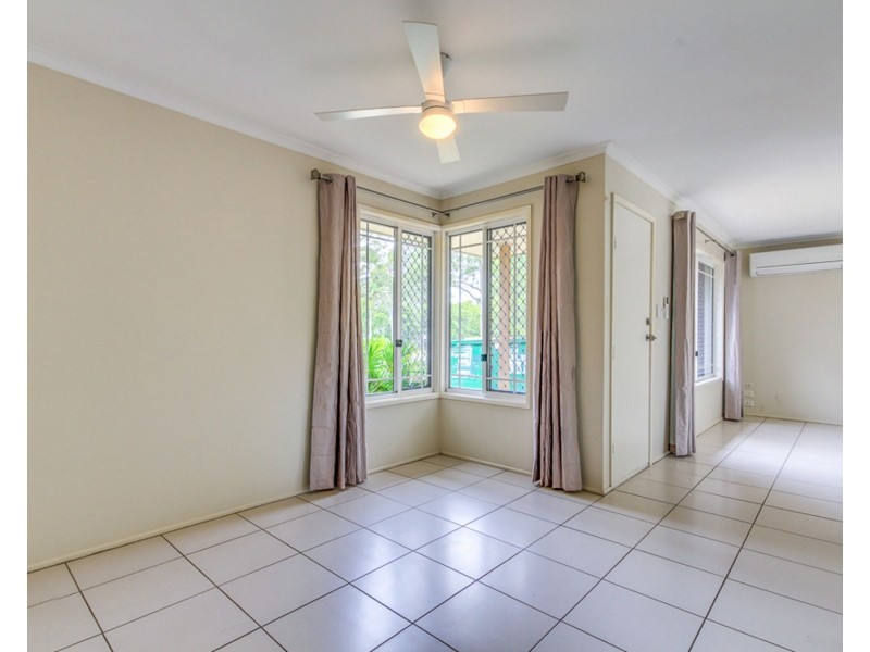 4 Melrose Place, Eagleby QLD 4207
