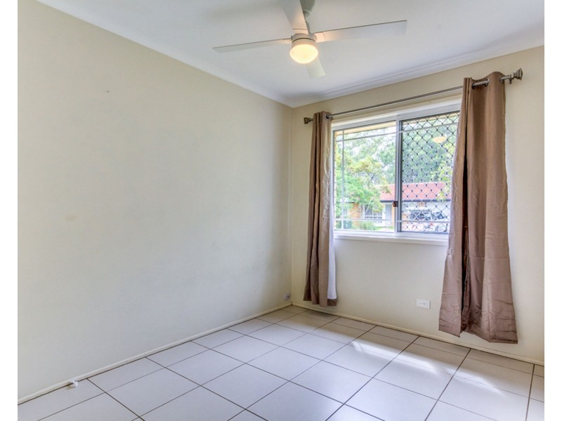 4 Melrose Place, Eagleby QLD 4207