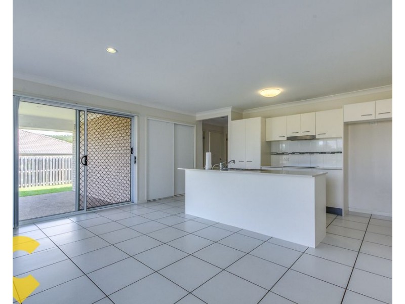 18 Sunridge Circuit, Bahrs Scrub QLD 4207
