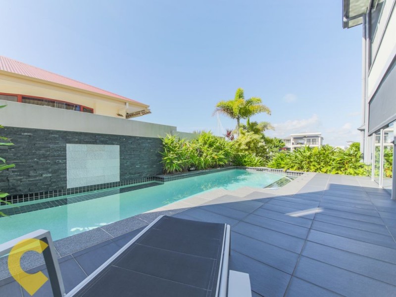7 Marina Parade, Jacobs Well QLD 4208