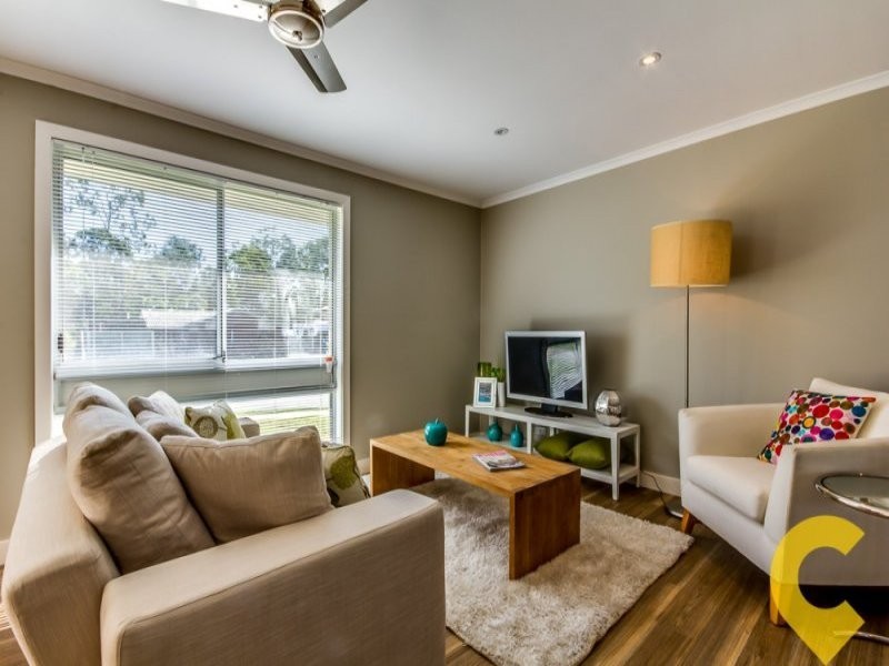 3 Village Drive, Daisy Hill QLD 4127