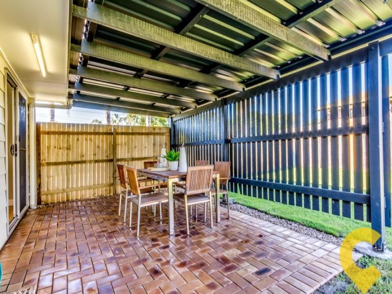3 Village Drive, Daisy Hill QLD 4127