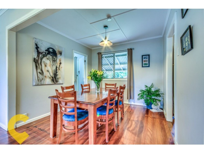 19 Clinton Street, Coopers Plains QLD 4108