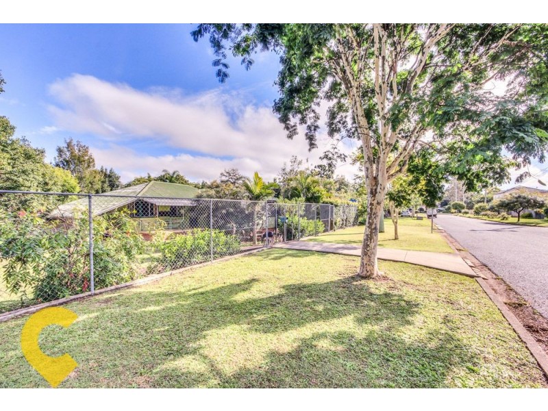 19 Clinton Street, Coopers Plains QLD 4108