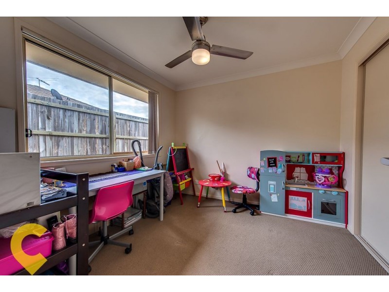 5 Gerbera Place, Regents Park QLD 4118