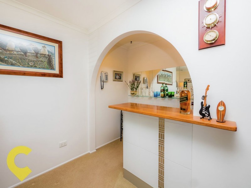 8 Willoughby Crescent, Springwood QLD 4127