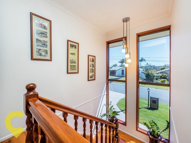 8 Willoughby Crescent, Springwood QLD 4127