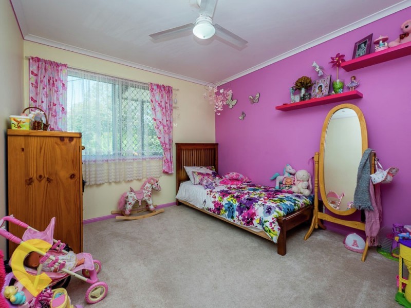 12 Alderbaran Drive, Kingston QLD 4114