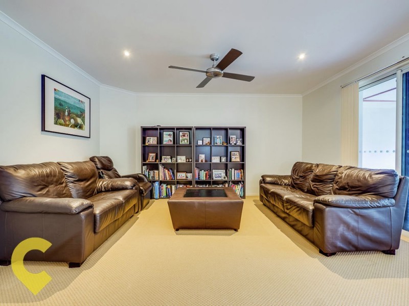10 Emmaville Crescent, Ormeau QLD 4208