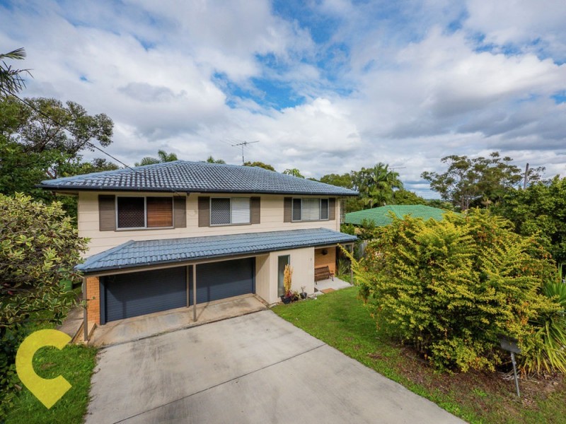 7 Rholanda Crescent, Springwood QLD 4127