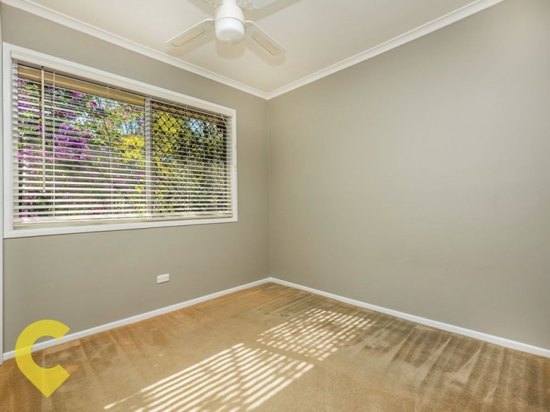 7 Rholanda Crescent, Springwood QLD 4127
