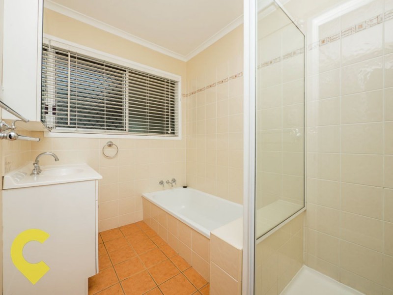 7 Rholanda Crescent, Springwood QLD 4127