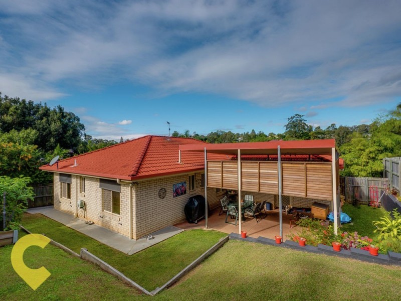 51 Grove Road, Edens Landing QLD 4207
