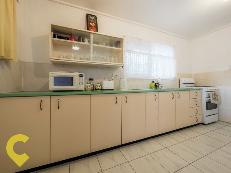 8 Damian Court, Slacks Creek QLD 4127