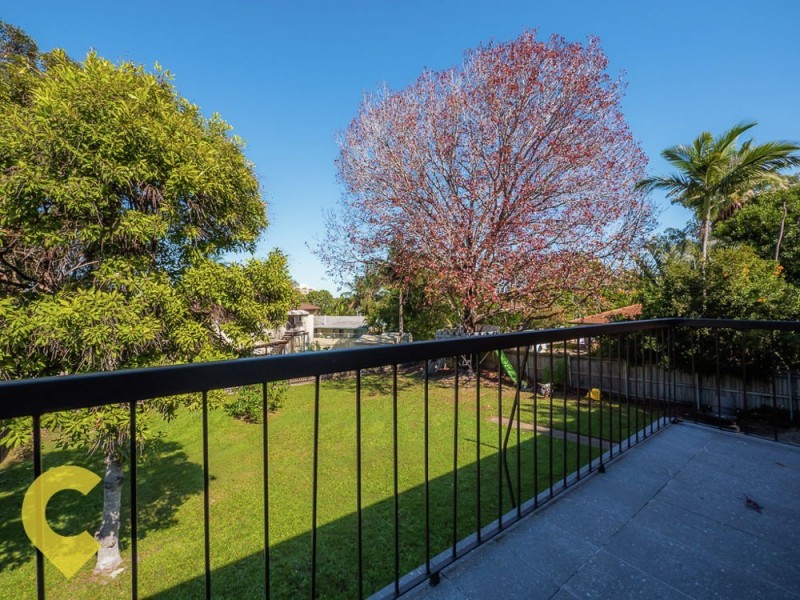 61 Cinderella Drive, Springwood QLD 4127