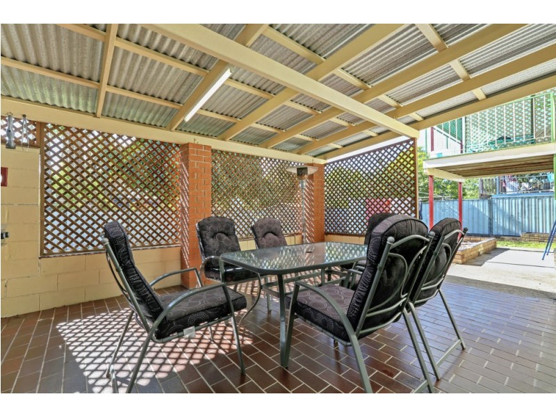 13 Ewinga Street, Kingston QLD 4114