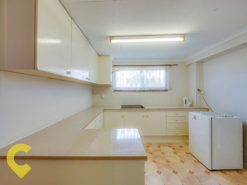 36 Aquarius Drive, Kingston QLD 4114