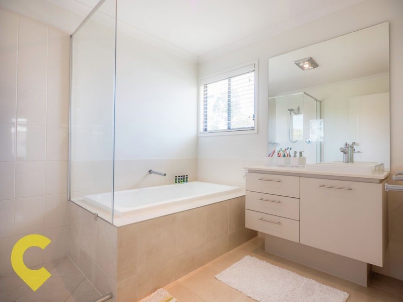 6 Millstream Retreat, Waterford QLD 4133