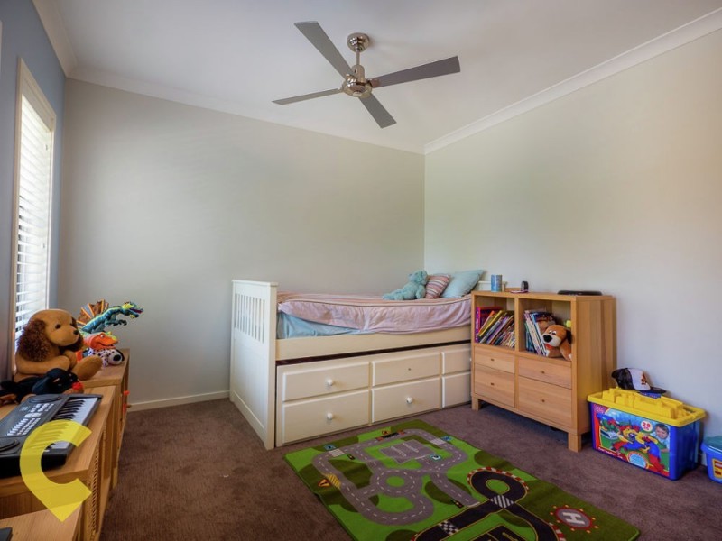 6 Millstream Retreat, Waterford QLD 4133