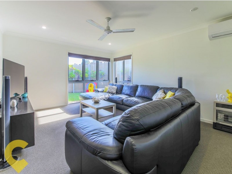 2 Brookside Circuit, Ormeau QLD 4208