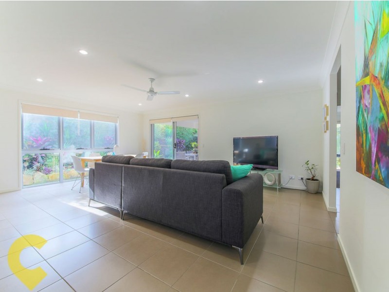 2 Brookside Circuit, Ormeau QLD 4208