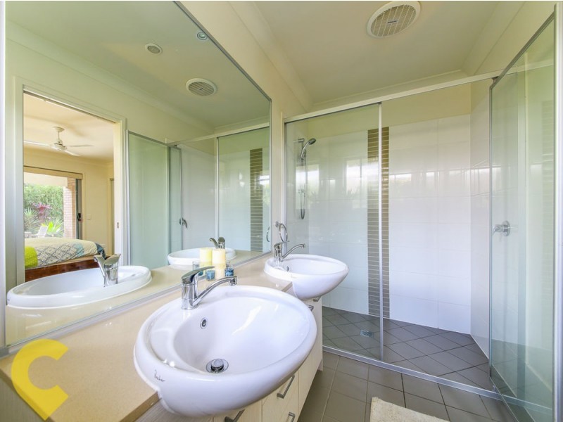 2 Brookside Circuit, Ormeau QLD 4208