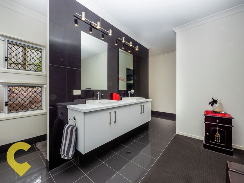 3 Paisley Court, Mount Warren Park QLD 4207