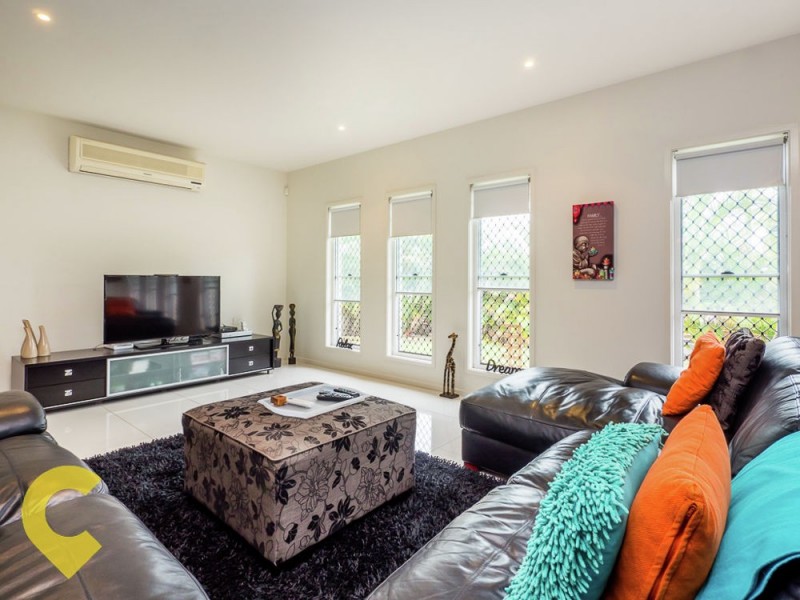 3 Paisley Court, Mount Warren Park QLD 4207