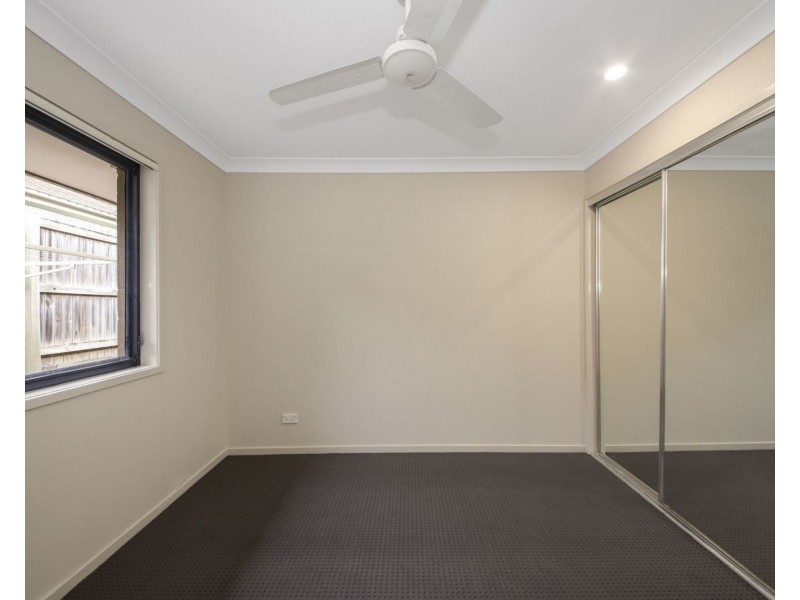 26 Wyndham Circuit, Holmview QLD 4207