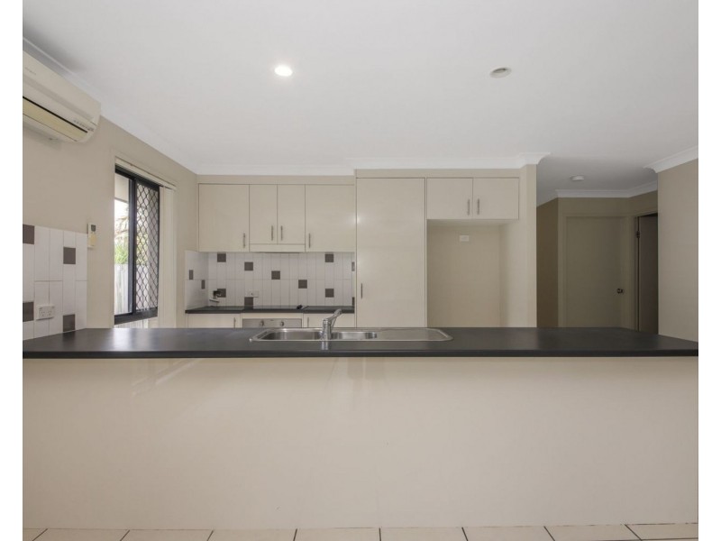 26 Wyndham Circuit, Holmview QLD 4207