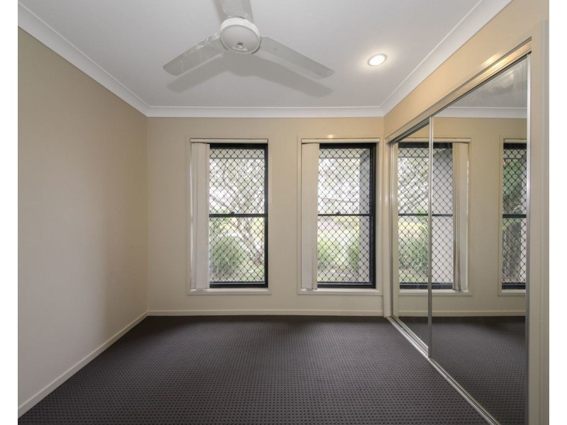 26 Wyndham Circuit, Holmview QLD 4207