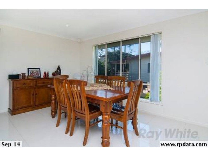 2 Eyre Street, Woodridge QLD 4114