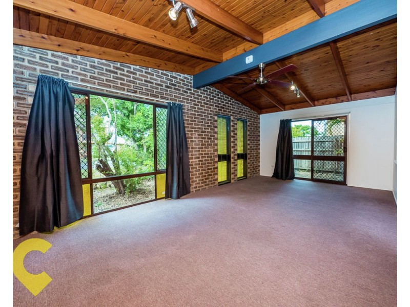 6 Luscombe St, Runcorn QLD 4113