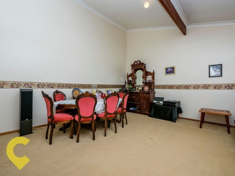 140 Barbaralla Drive, Springwood QLD 4127