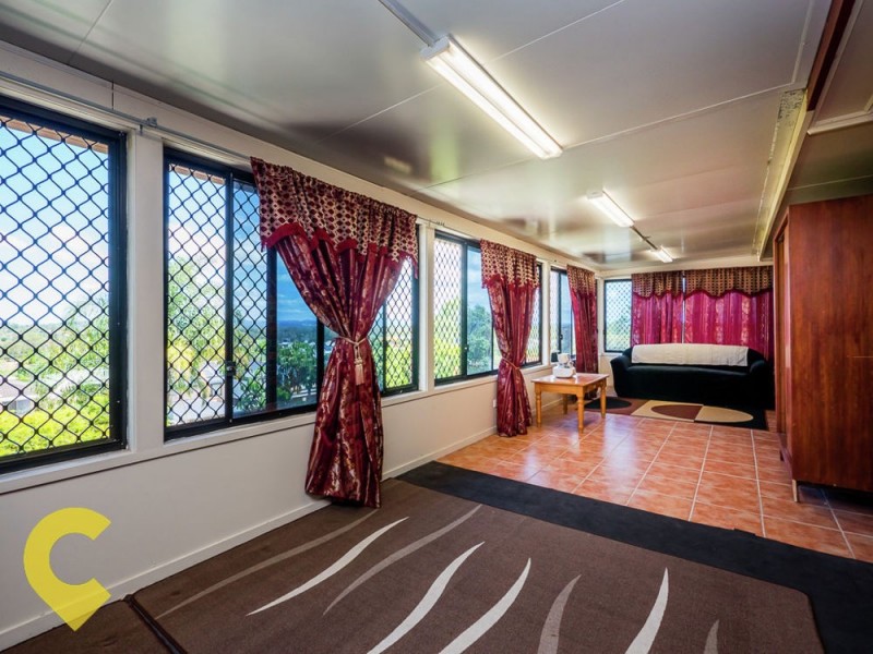 140 Barbaralla Drive, Springwood QLD 4127