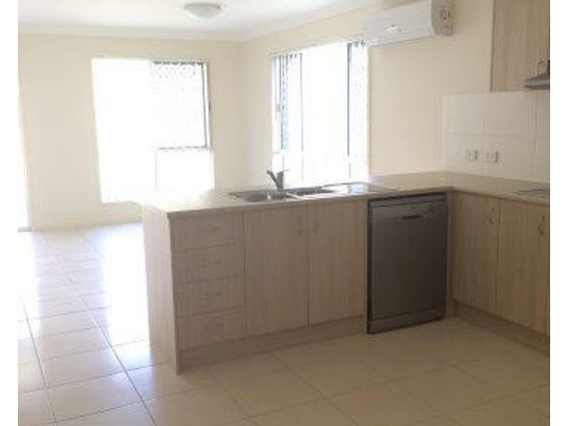 1/27 Attewood Avenue, Marsden QLD 4132