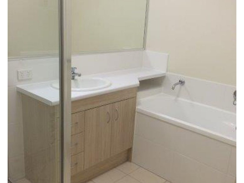 1/27 Attewood Avenue, Marsden QLD 4132