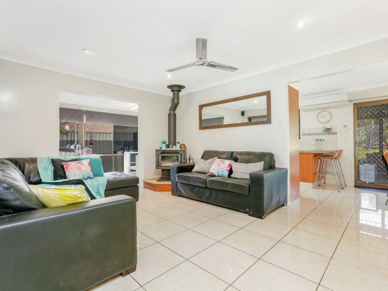 20a Clivia Crescent, Daisy Hill QLD 4127