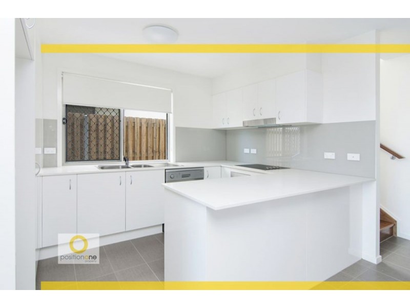 8 La Savina, Coombabah QLD 4216