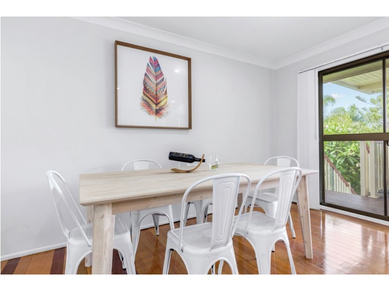 23 Hill Park Crescent, Rochedale South QLD 4123