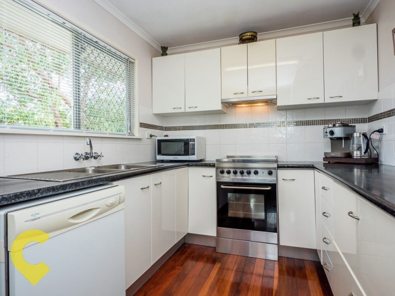33 Queens Road, Slacks Creek QLD 4127