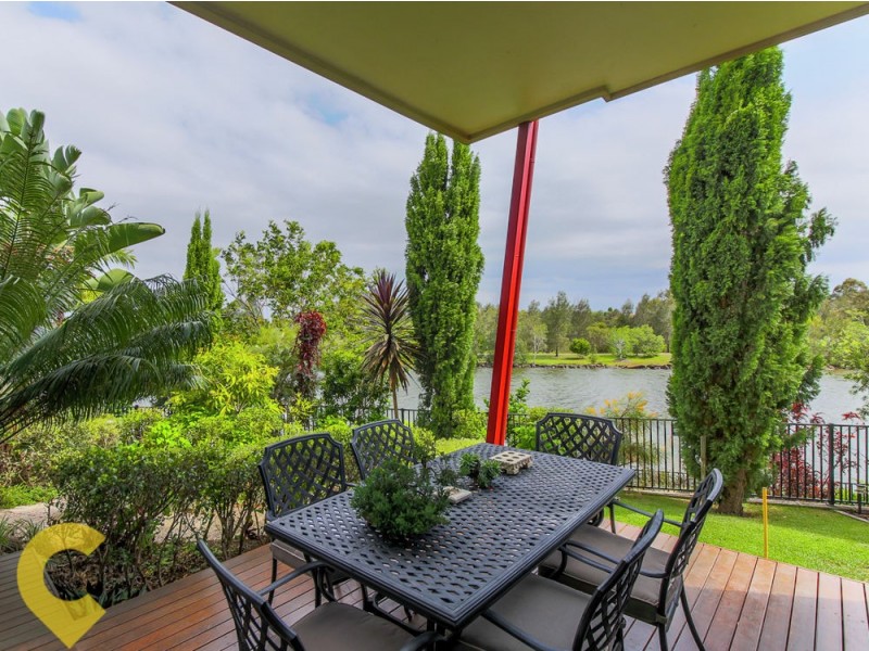 5028 Emerald Island Drive, Carrara QLD 4211